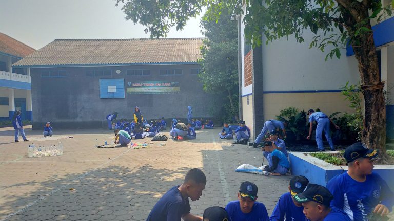 Pelaksanaan Proyek Penguatan Profil Pelajar Pancasila di SMK Muhammadiyah 2 Mertoyudan Day 5